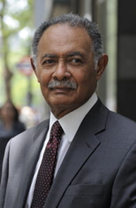 Dr. Farouk Topan